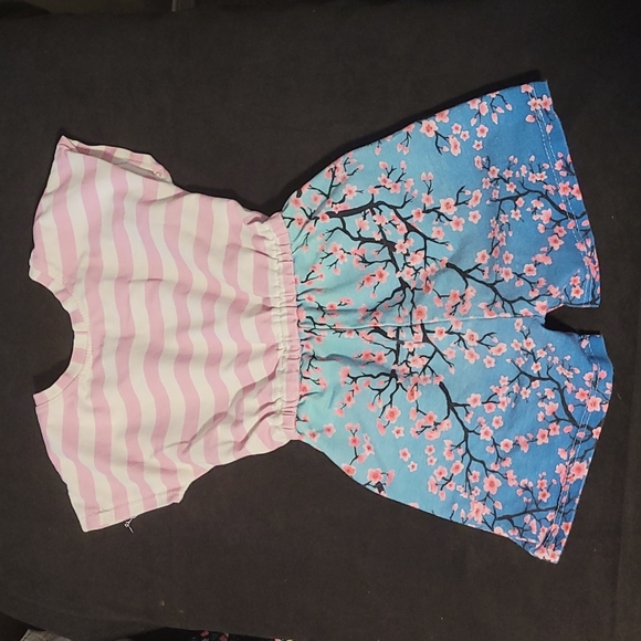 2T Handmade Romper - Picture 3 of 4